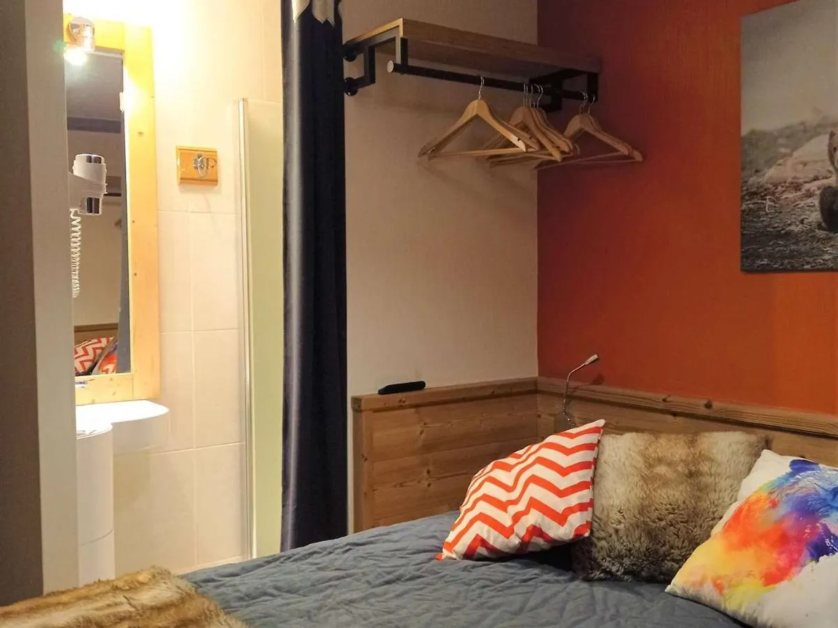 Appartement Renove Chaleureux Et Moderne, 120M², 10-12 Pers, Acces Direct Aux Pistes, Stationnement Inclus - Fr-1-545-20 Val Thorens Apartment